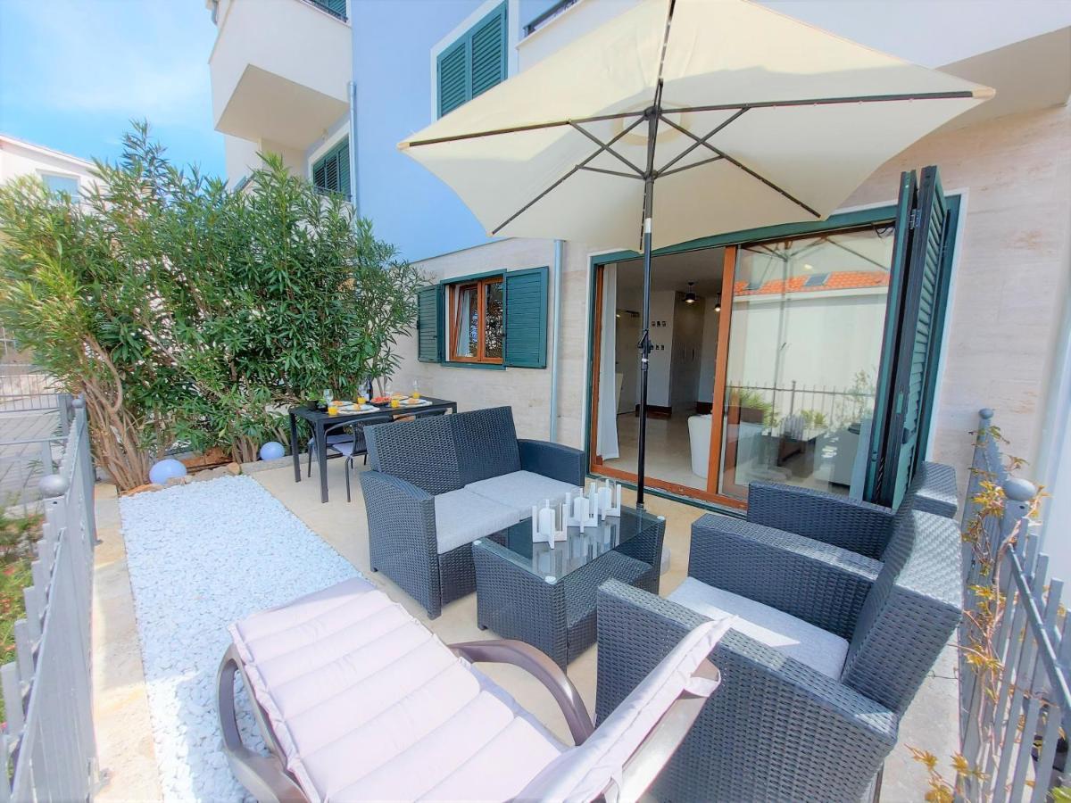 Apartment Livia Slatine Exterior foto