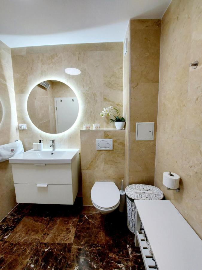 Apartment Livia Slatine Exterior foto